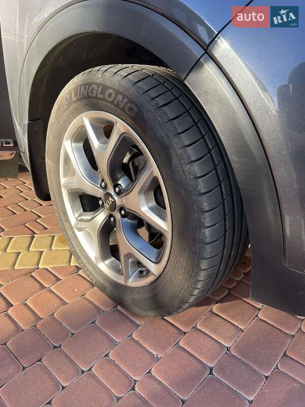 Внедорожник / Кроссовер Kia Sorento 2015 в Виннице