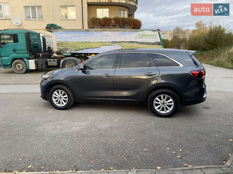 Позашляховик / Кросовер Kia Sorento 2019 в Самборі