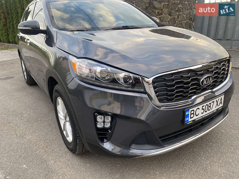 Позашляховик / Кросовер Kia Sorento 2019 в Самборі