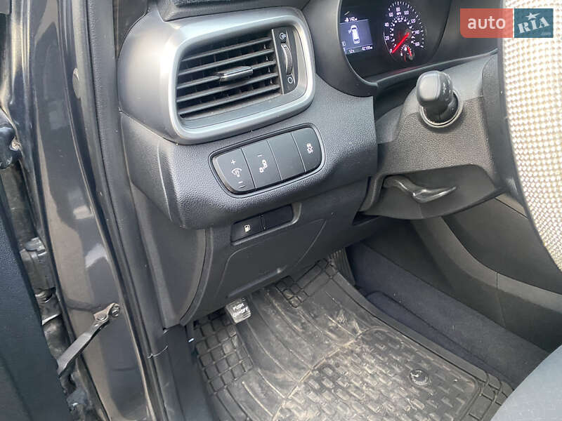 Позашляховик / Кросовер Kia Sorento 2019 в Самборі