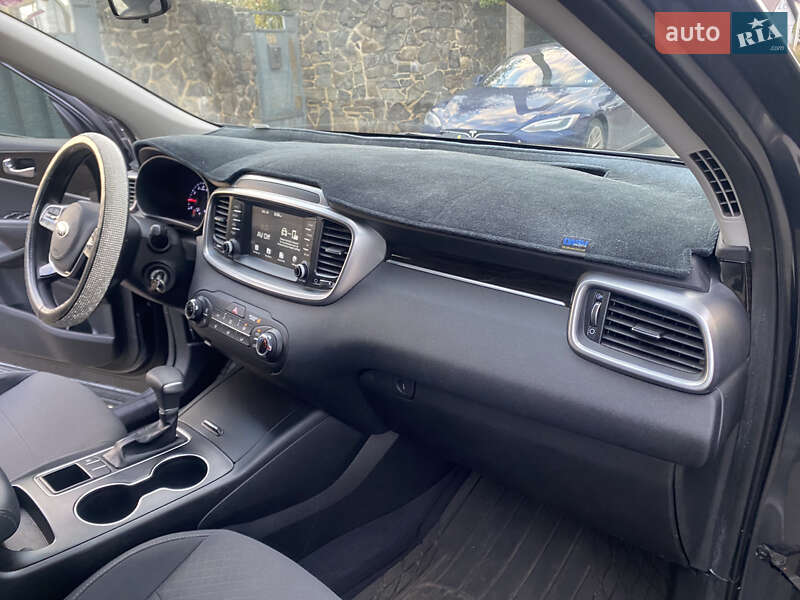 Позашляховик / Кросовер Kia Sorento 2019 в Самборі