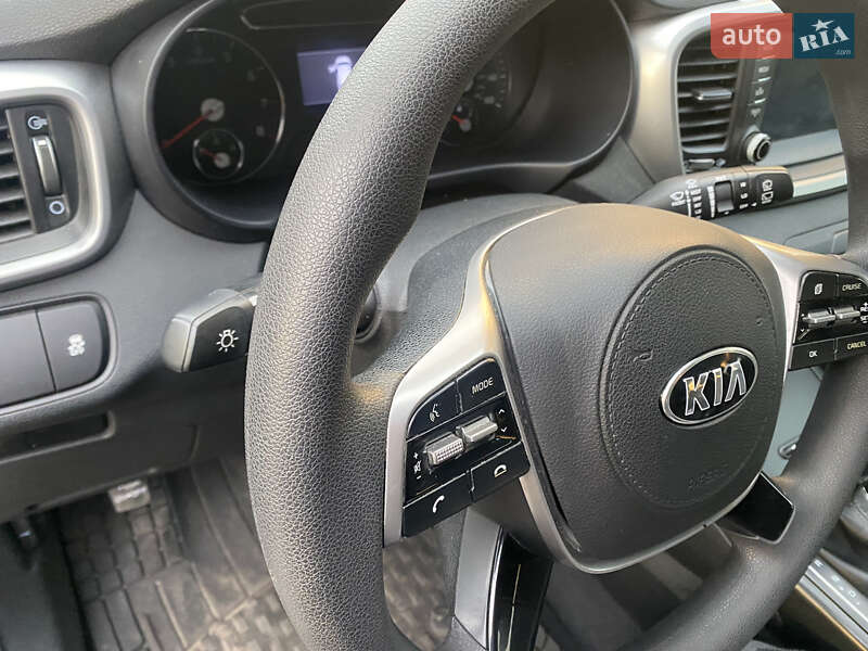 Позашляховик / Кросовер Kia Sorento 2019 в Самборі