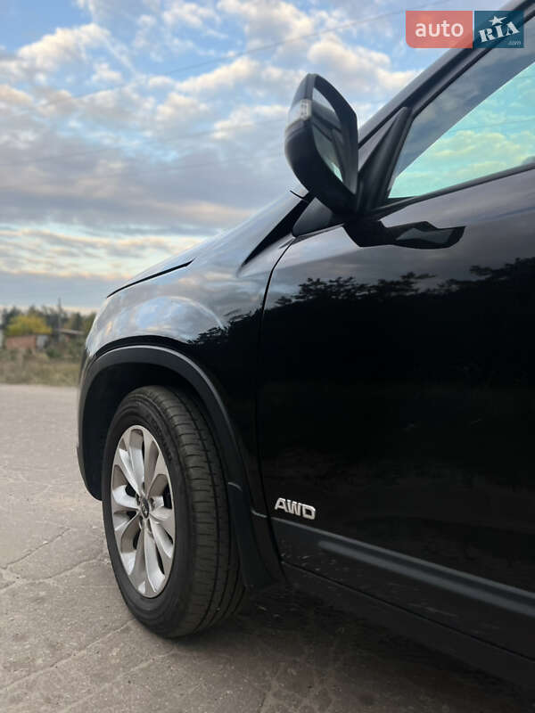 Внедорожник / Кроссовер Kia Sorento 2013 в Ахтырке