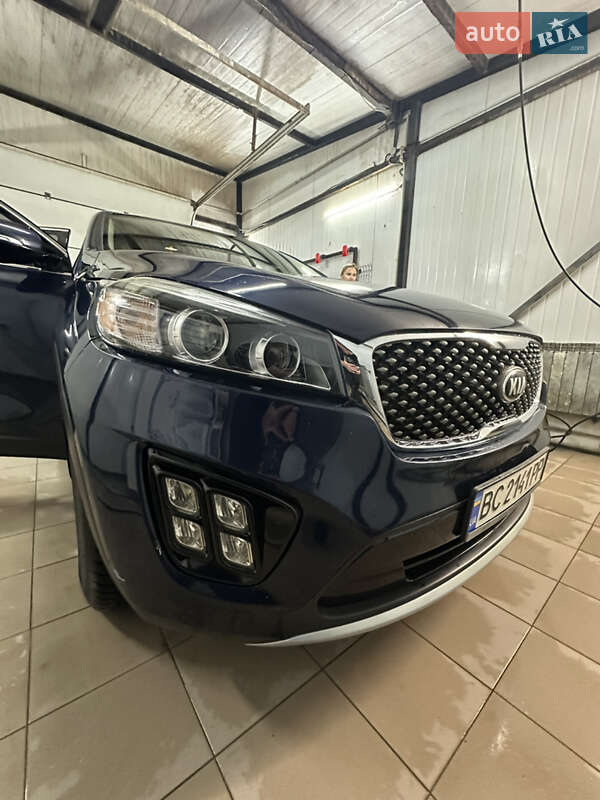 Внедорожник / Кроссовер Kia Sorento 2016 в Львове