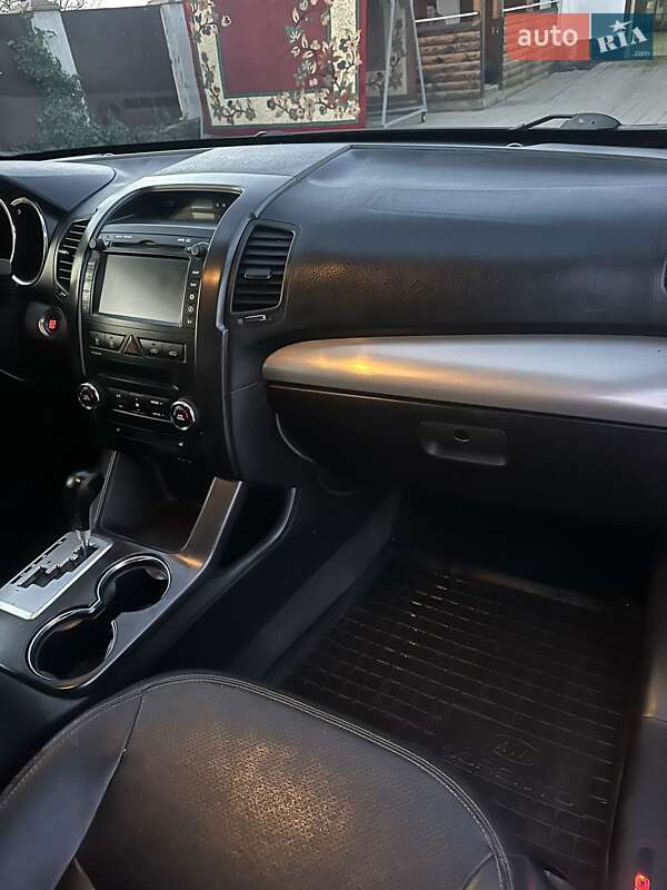 Внедорожник / Кроссовер Kia Sorento 2012 в Вознесенске фото 18 Внедорожник / Кроссовер Kia Sorento 2012 в Вознесенске