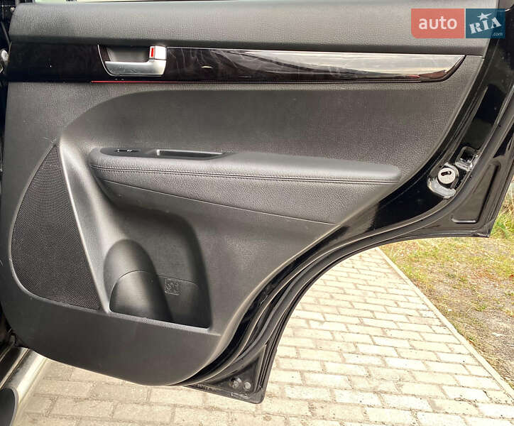 Внедорожник / Кроссовер Kia Sorento 2013 в Ровно