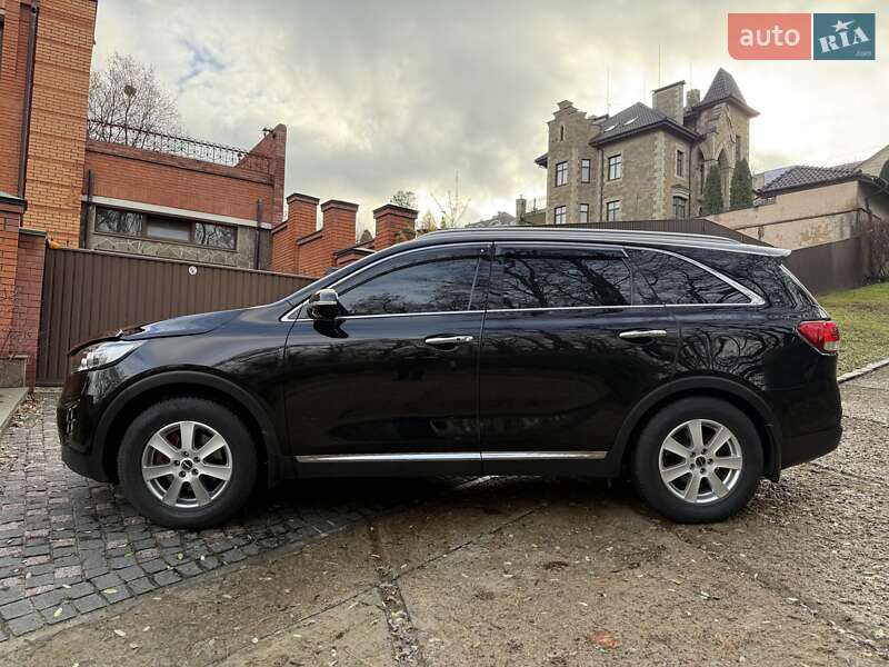 Внедорожник / Кроссовер Kia Sorento 2017 в Киеве