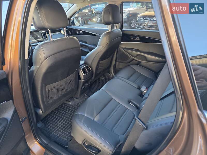 Внедорожник / Кроссовер Kia Sorento 2015 в Коломые