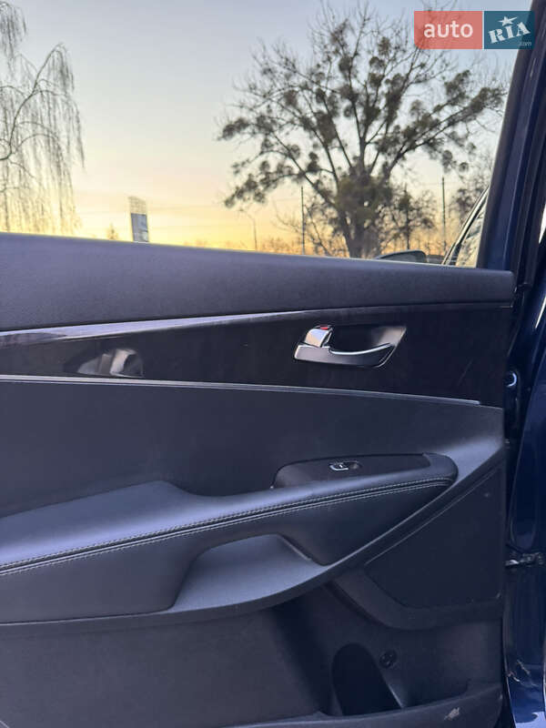 Внедорожник / Кроссовер Kia Sorento 2016 в Лубнах