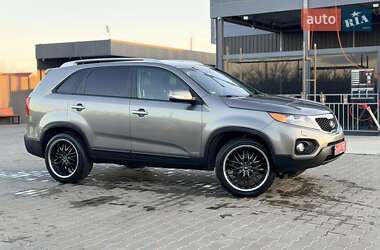 Позашляховик / Кросовер Kia Sorento 2012 в Вознесенську