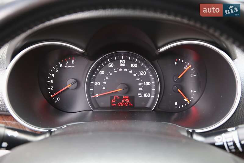 Внедорожник / Кроссовер Kia Sorento 2013 в Киеве