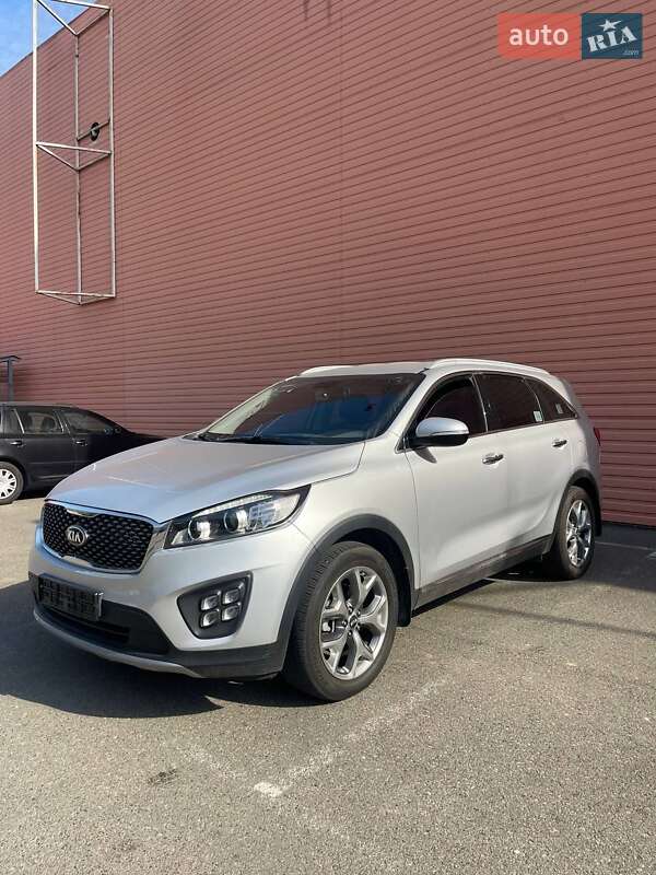 Внедорожник / Кроссовер Kia Sorento 2016 в Киеве