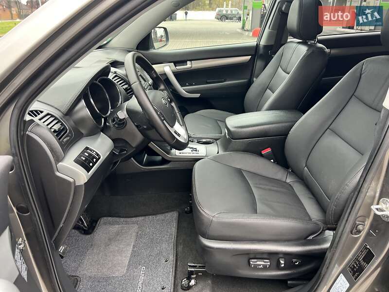 Внедорожник / Кроссовер Kia Sorento 2012 в Житомире