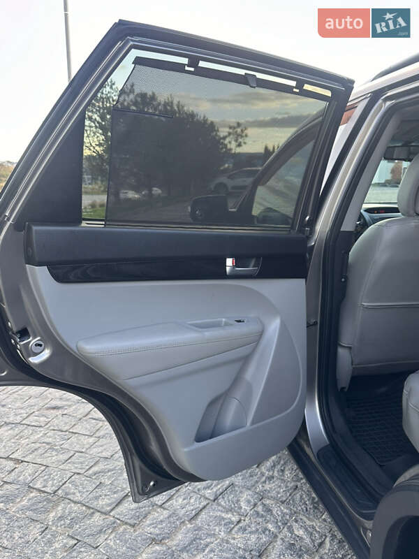 Внедорожник / Кроссовер Kia Sorento 2014 в Львове фото 20 Внедорожник / Кроссовер Kia Sorento 2014 в Львове