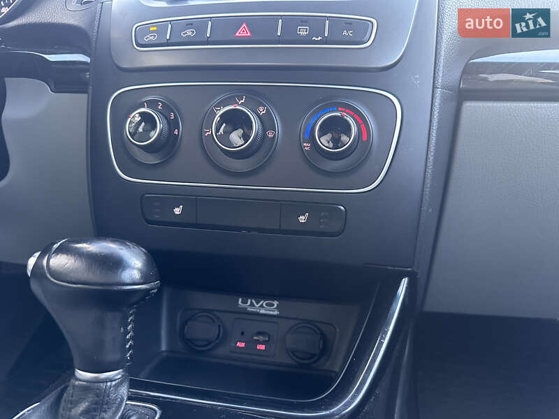 Внедорожник / Кроссовер Kia Sorento 2014 в Львове фото 34 Внедорожник / Кроссовер Kia Sorento 2014 в Львове