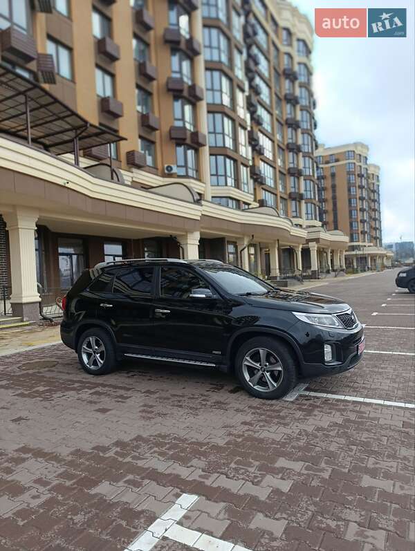 Позашляховик / Кросовер Kia Sorento 2014 в Києві