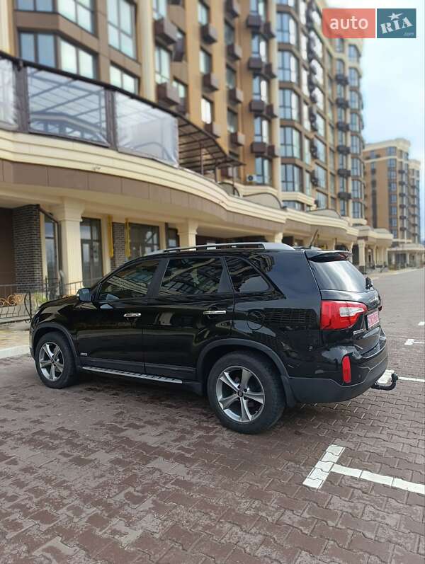 Позашляховик / Кросовер Kia Sorento 2014 в Києві