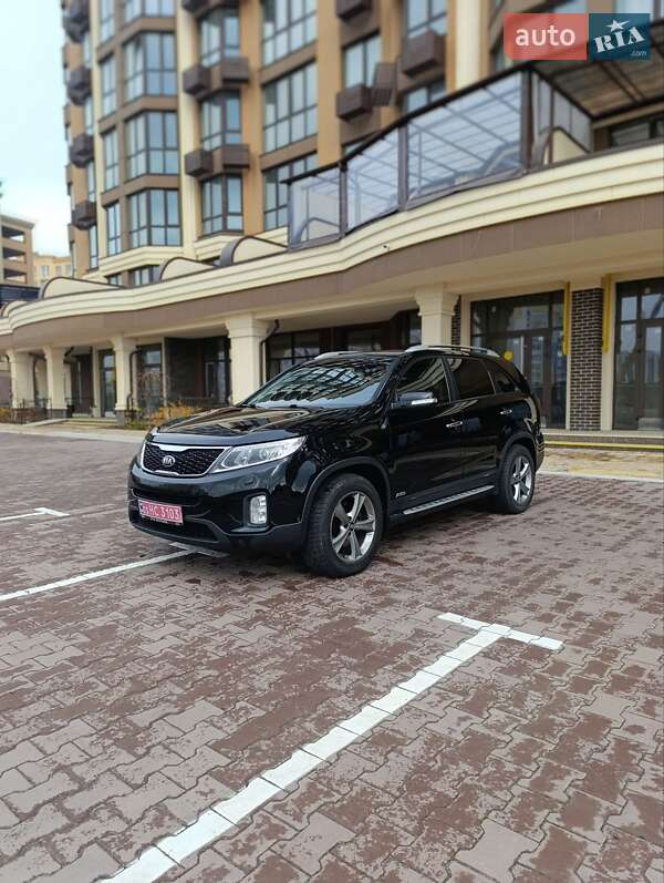 Позашляховик / Кросовер Kia Sorento 2014 в Києві