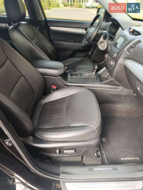 Позашляховик / Кросовер Kia Sorento 2014 в Києві