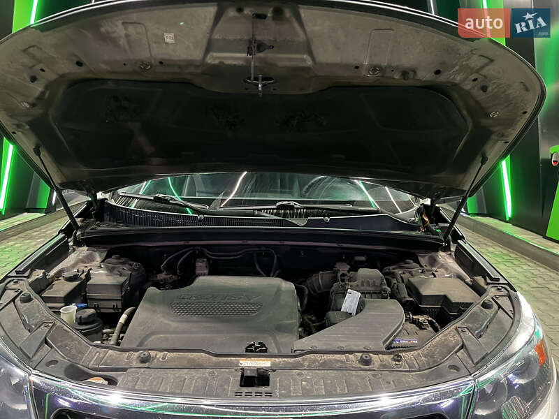 Позашляховик / Кросовер Kia Sorento 2012 в Одесі