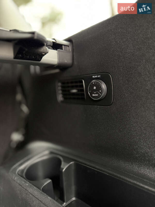 Позашляховик / Кросовер Kia Sorento 2015 в Луцьку