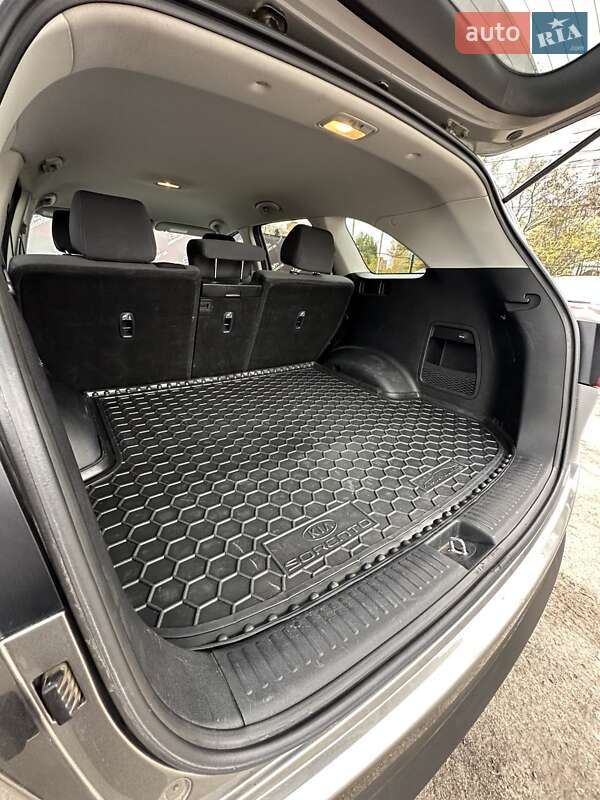 Внедорожник / Кроссовер Kia Sorento 2015 в Сумах