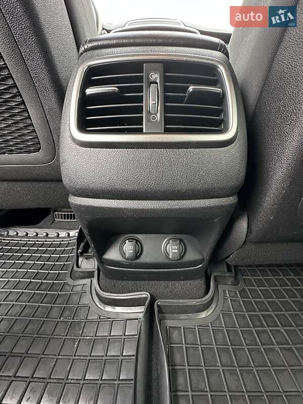 Внедорожник / Кроссовер Kia Sorento 2015 в Сумах