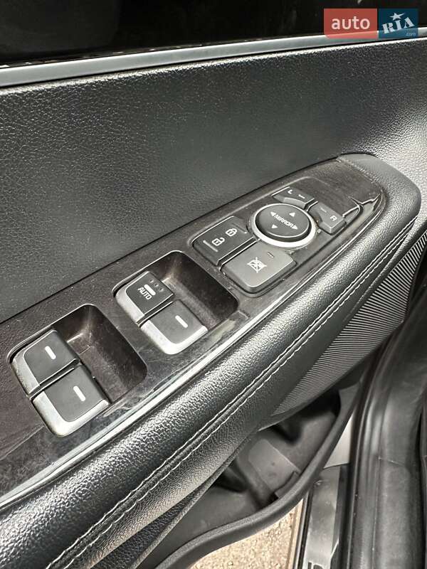 Внедорожник / Кроссовер Kia Sorento 2015 в Сумах