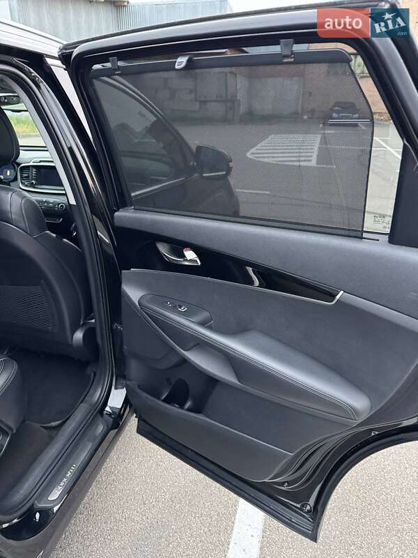 Позашляховик / Кросовер Kia Sorento 2016 в Києві