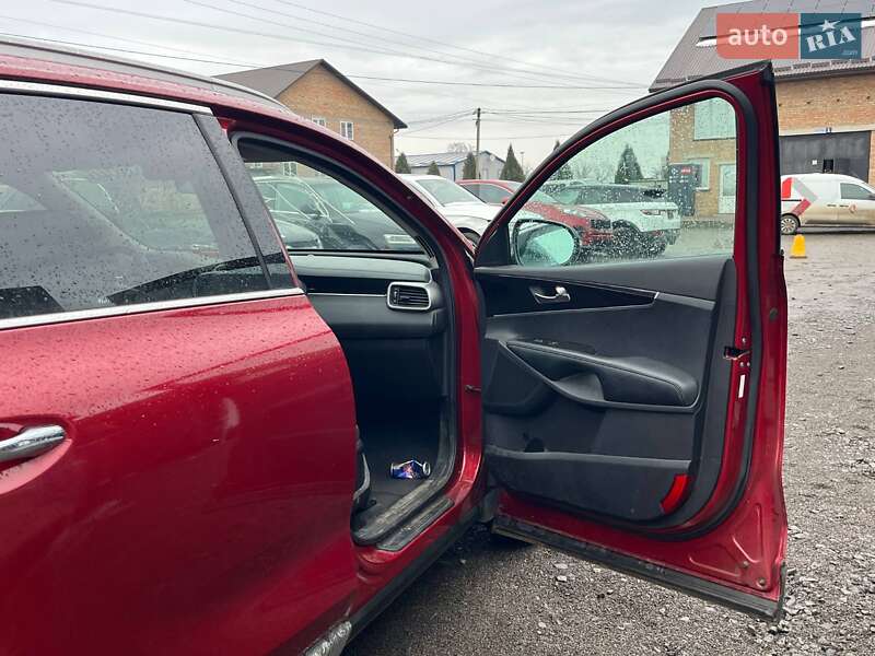 Внедорожник / Кроссовер Kia Sorento 2017 в Луцке