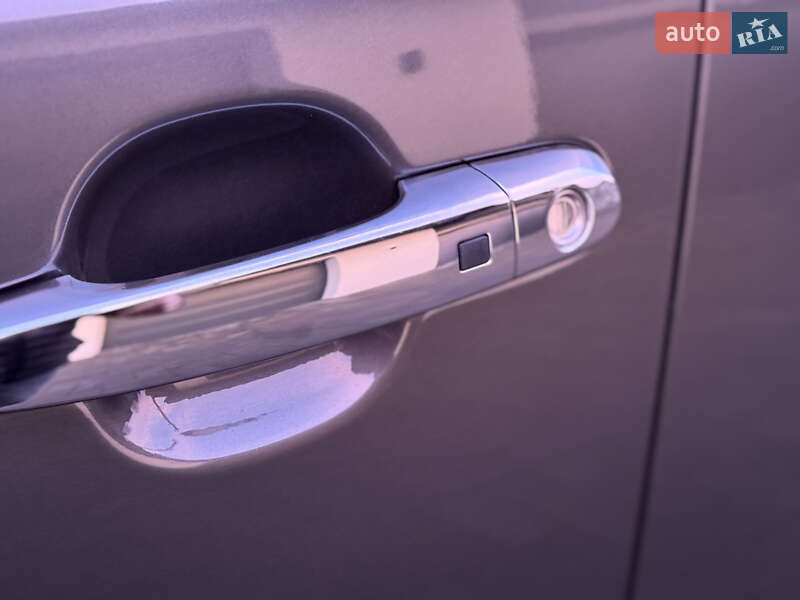 Позашляховик / Кросовер Kia Sorento 2013 в Рівному