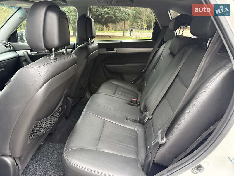 Внедорожник / Кроссовер Kia Sorento 2015 в Ровно