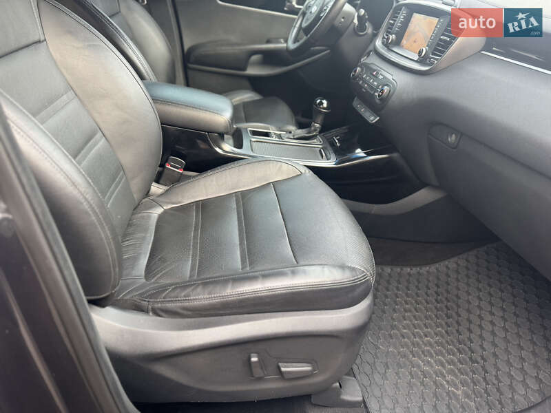 Внедорожник / Кроссовер Kia Sorento 2015 в Виннице