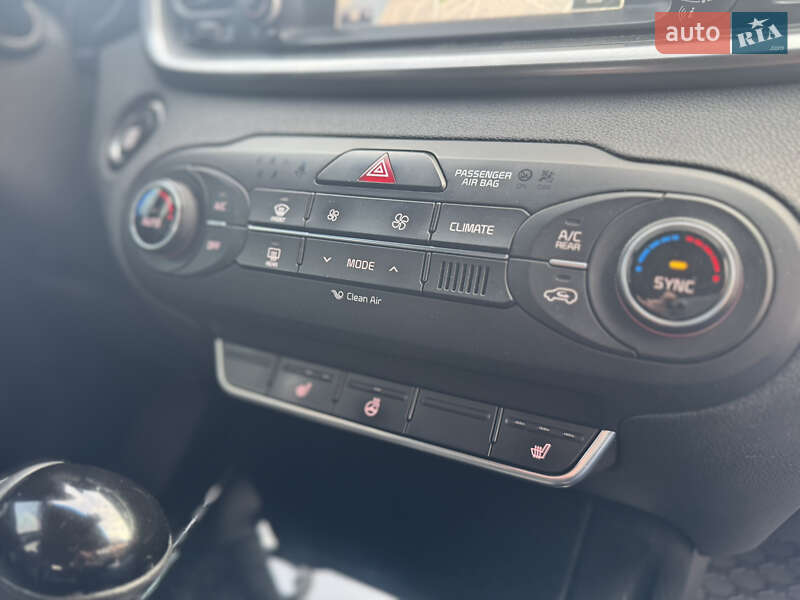 Внедорожник / Кроссовер Kia Sorento 2015 в Виннице