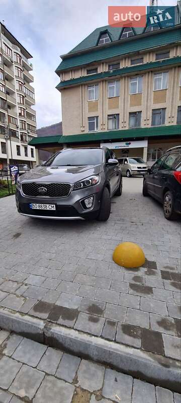 Внедорожник / Кроссовер Kia Sorento 2015 в Яремче