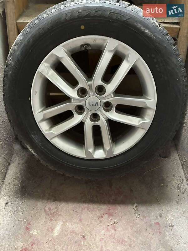 Позашляховик / Кросовер Kia Sorento 2014 в Звенигородці фото 16 Позашляховик / Кросовер Kia Sorento 2014 в Звенигородці