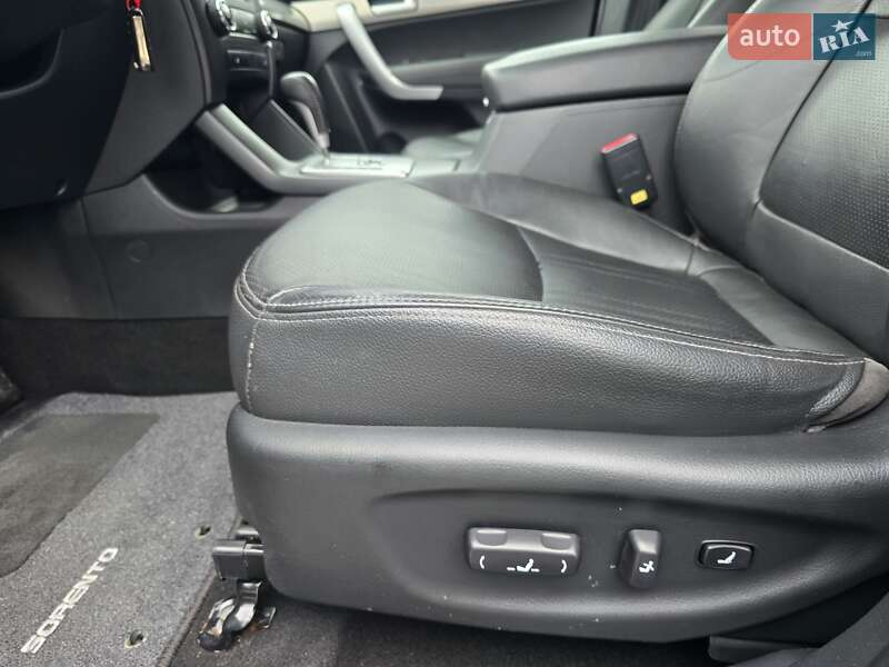 Внедорожник / Кроссовер Kia Sorento 2011 в Ковеле фото 26 Внедорожник / Кроссовер Kia Sorento 2011 в Ковеле