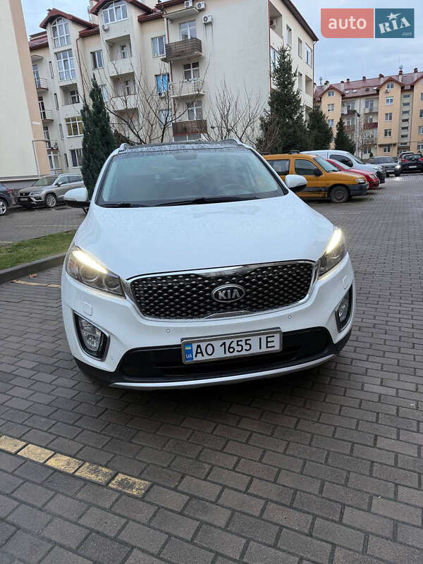 Внедорожник / Кроссовер Kia Sorento 2016 в Ужгороде