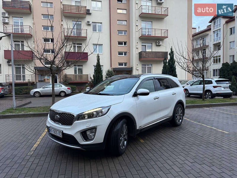 Внедорожник / Кроссовер Kia Sorento 2016 в Ужгороде