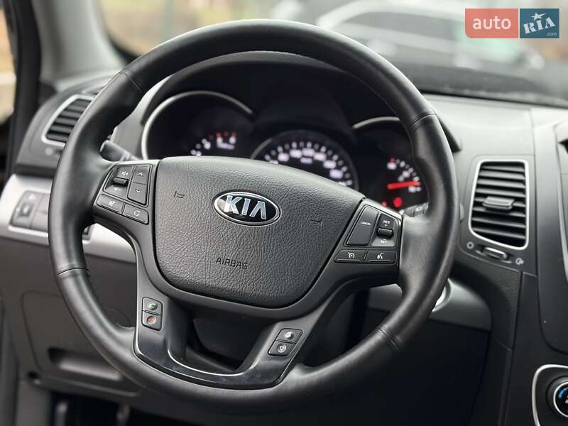 Внедорожник / Кроссовер Kia Sorento 2013 в Виннице фото 38 Внедорожник / Кроссовер Kia Sorento 2013 в Виннице