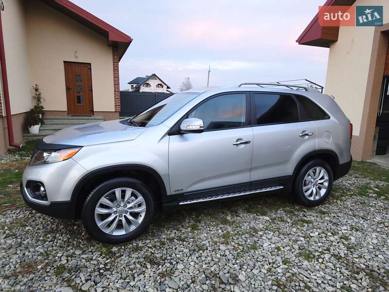 Позашляховик / Кросовер Kia Sorento 2010 в Коломиї
