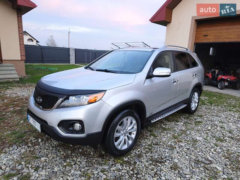 Позашляховик / Кросовер Kia Sorento 2010 в Коломиї