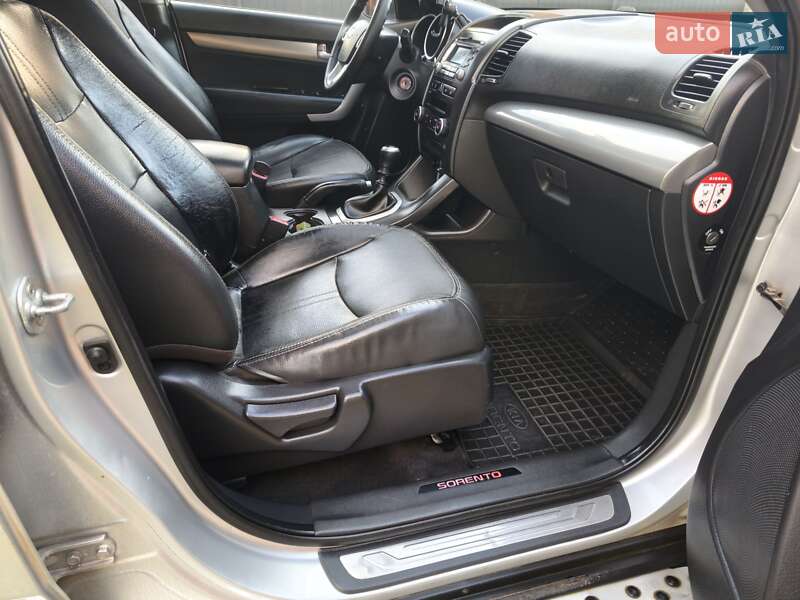 Позашляховик / Кросовер Kia Sorento 2010 в Коломиї