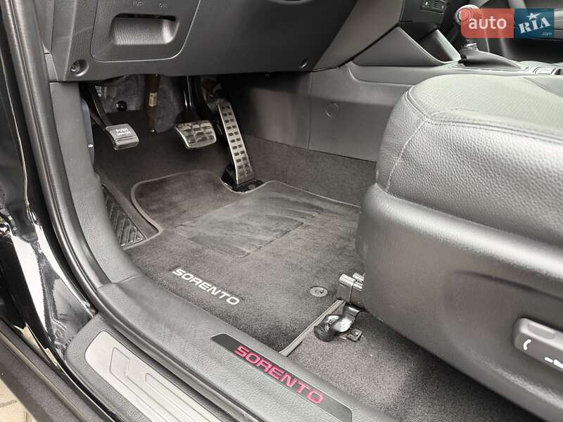 Позашляховик / Кросовер Kia Sorento 2014 в Луцьку