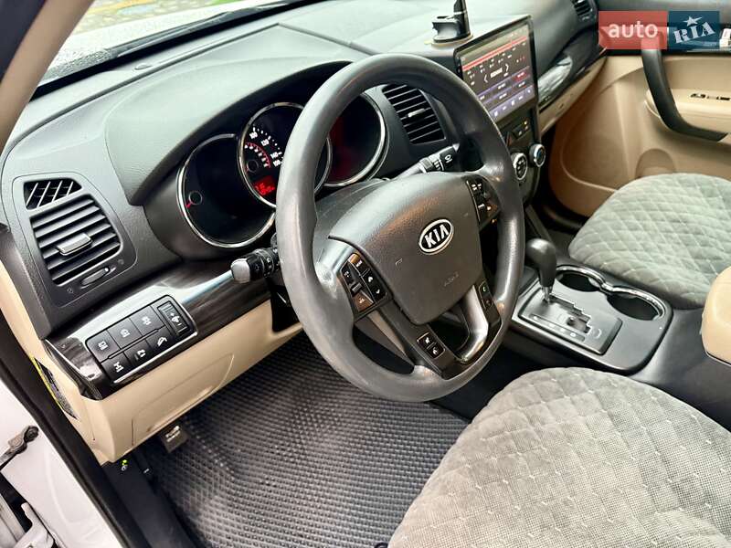 Внедорожник / Кроссовер Kia Sorento 2010 в Одессе