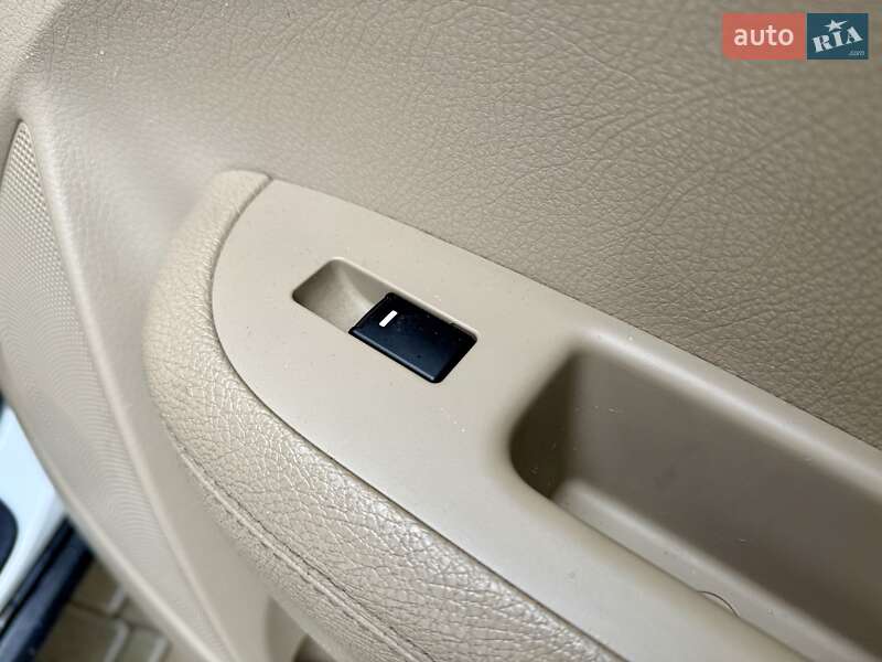 Внедорожник / Кроссовер Kia Sorento 2010 в Одессе