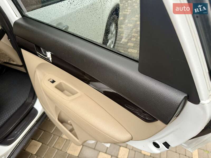 Внедорожник / Кроссовер Kia Sorento 2010 в Одессе