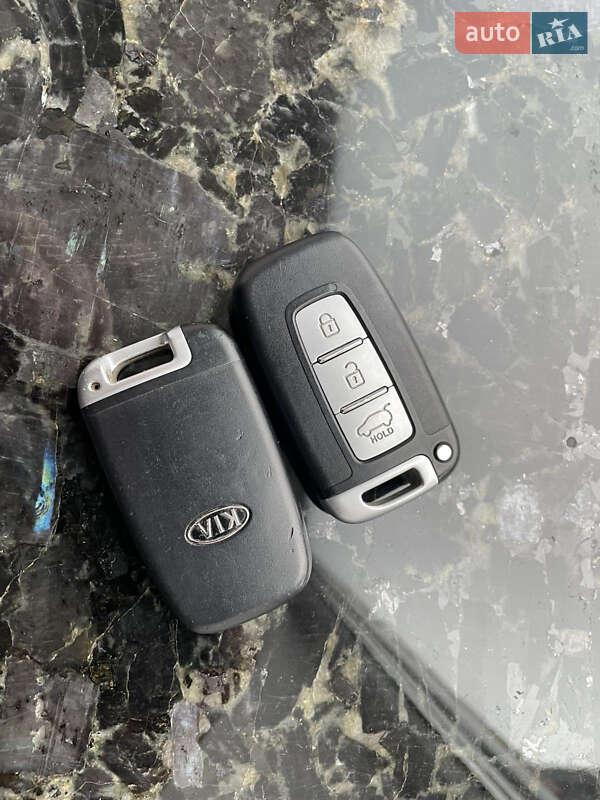 Позашляховик / Кросовер Kia Sorento 2011 в Дніпрі