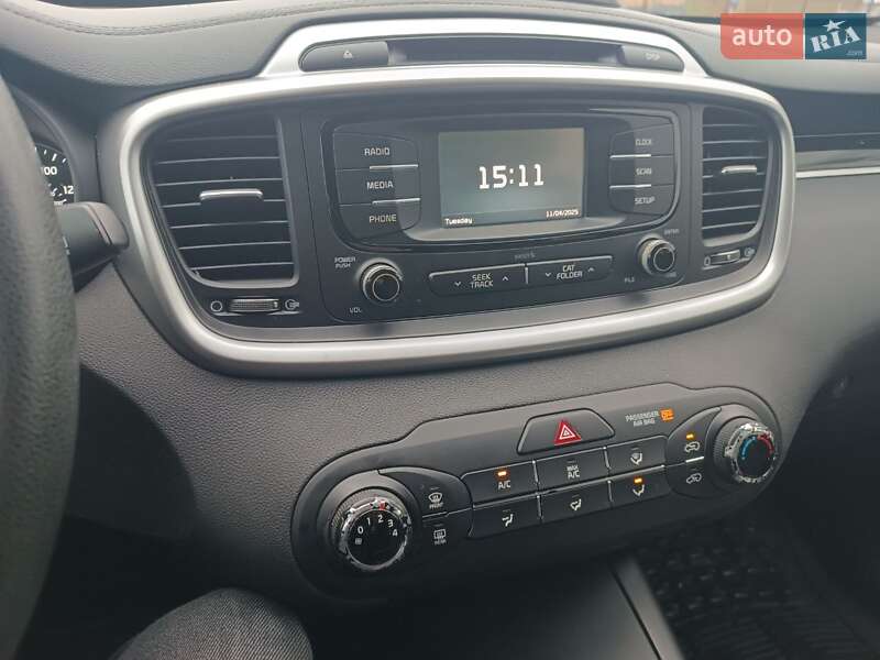 Позашляховик / Кросовер Kia Sorento 2016 в Ірпені фото 9 Позашляховик / Кросовер Kia Sorento 2016 в Ірпені