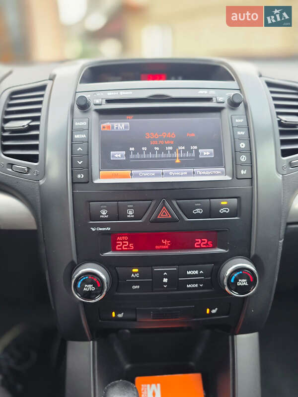 Позашляховик / Кросовер Kia Sorento 2012 в Самборі